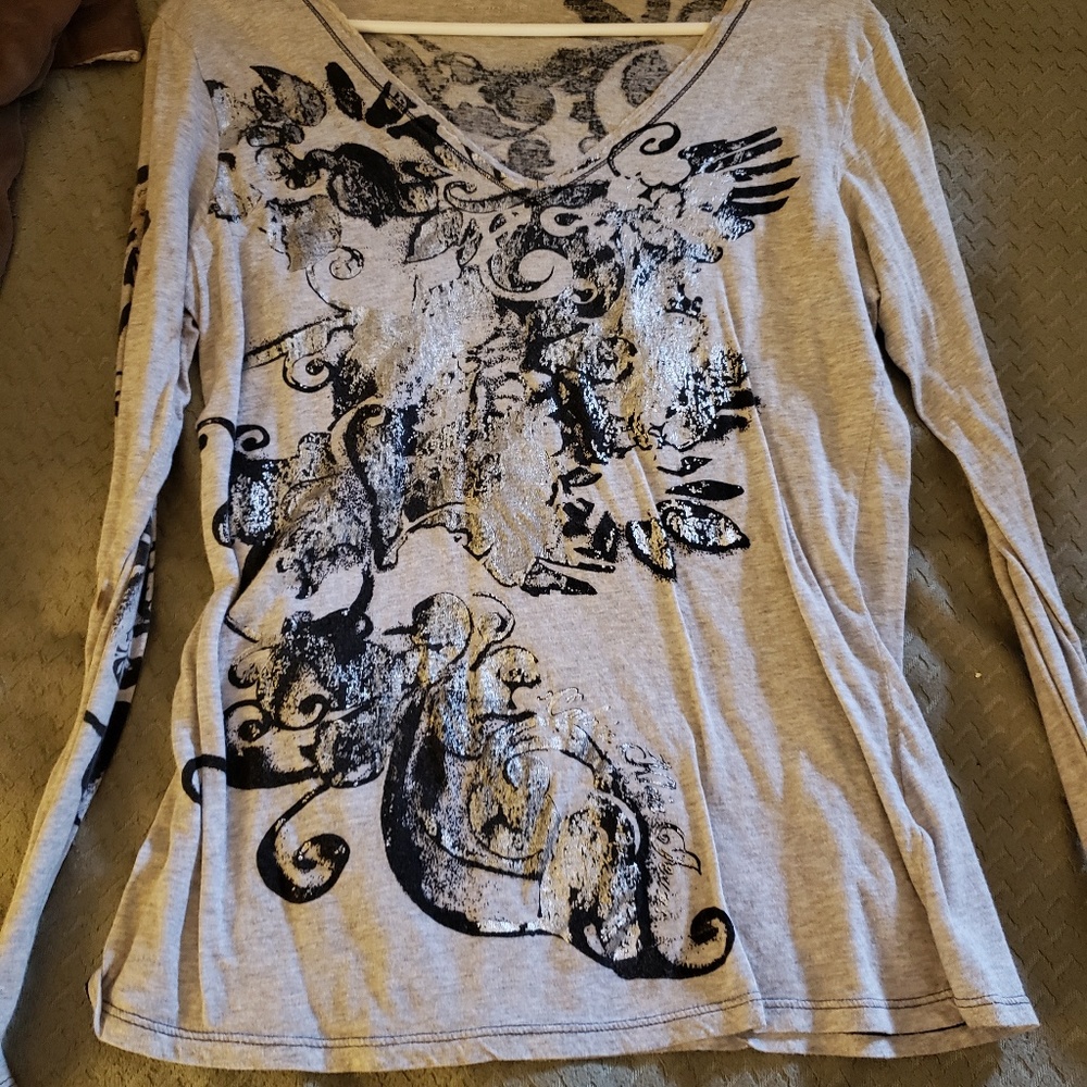 Long sleeve shirt